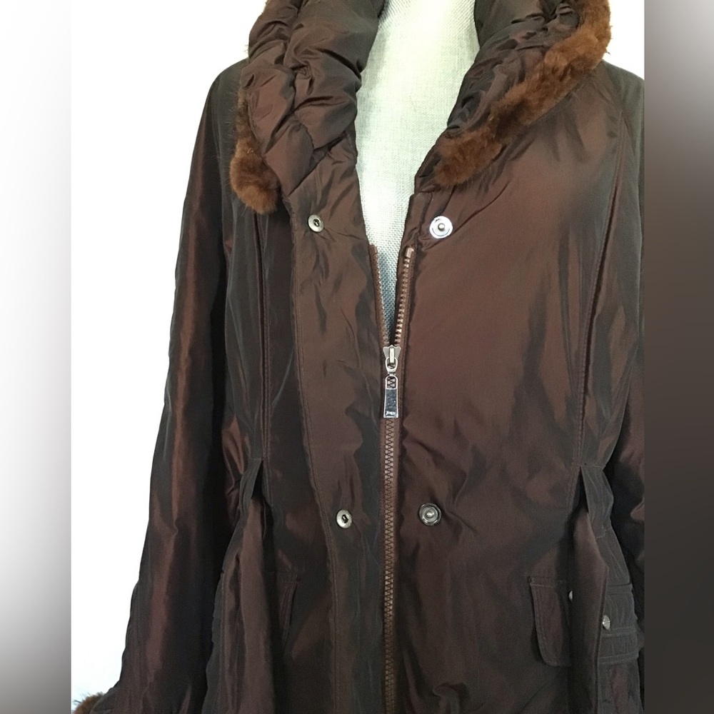 JUNGE COAT WITH MINK TRIM - Picture 5 of 16